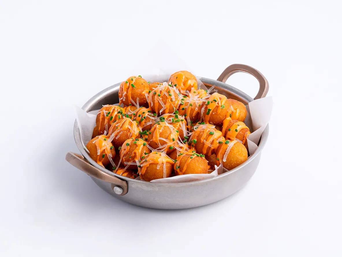 كرات البطاطا الداينامايت at Aram Restaurant