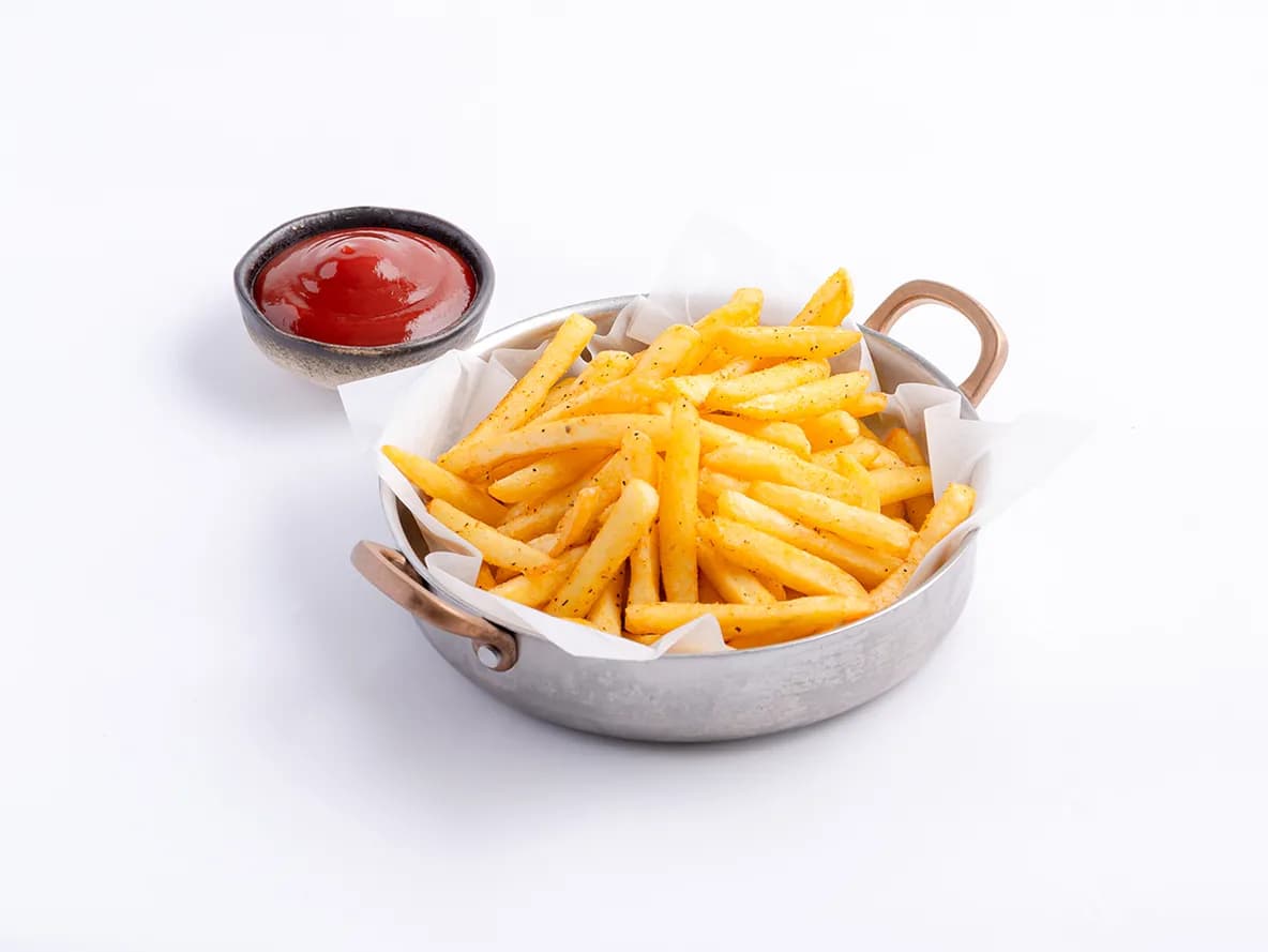 بطاطا مقلية at Aram Restaurant