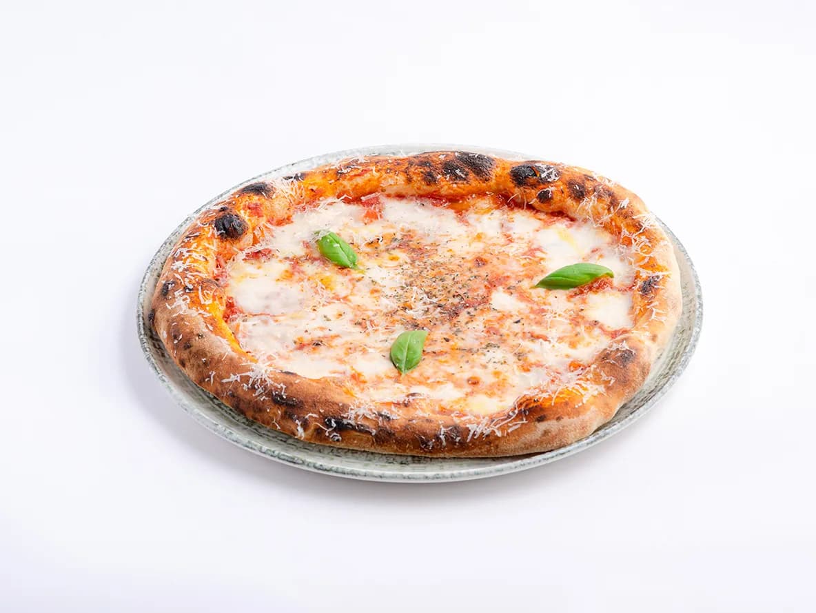 بيتزا مارغريتا at Aram Restaurant