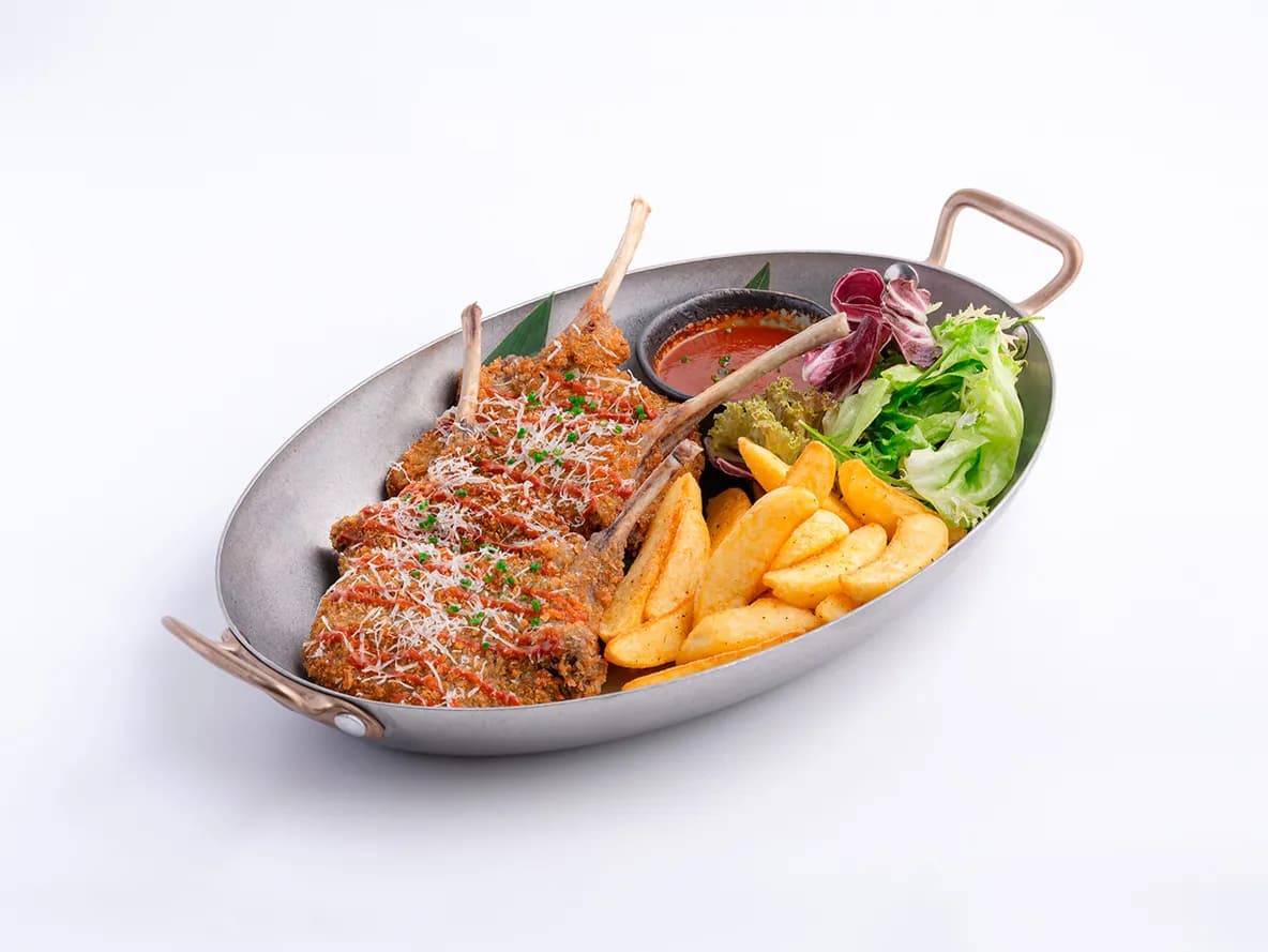 ريش غنم ذهبية at Aram Restaurant