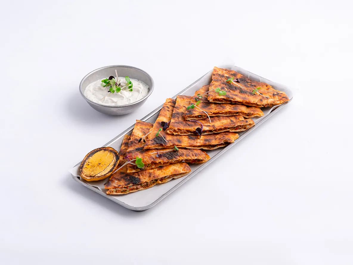 عرايس لحم at Aram Restaurant