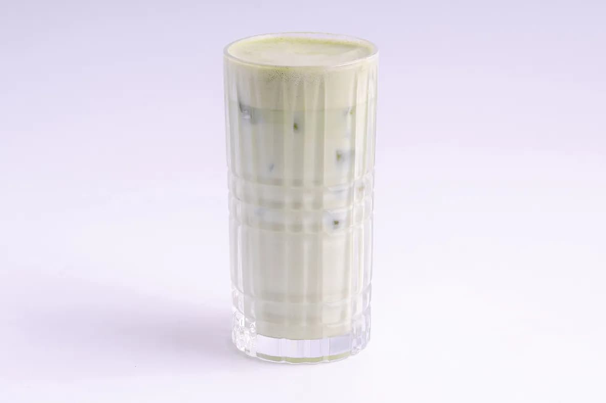 أيس ماتشا لاتيه at Aram Restaurant